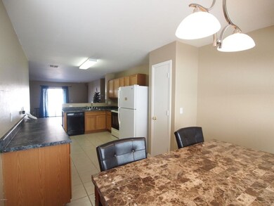Eat-In Kitchen
