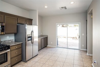 6072 Alameda Padre Ave, Las Vegas, NV 89139 - photo 4