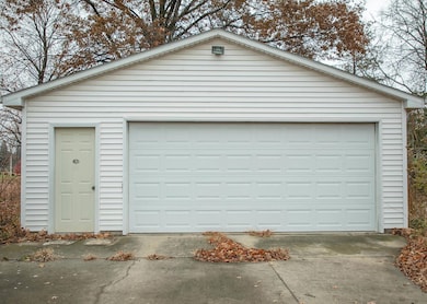 133 E End Ave, Evansdale, IA 50707 - photo 3