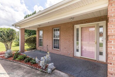 401 Cross Creek Way 8