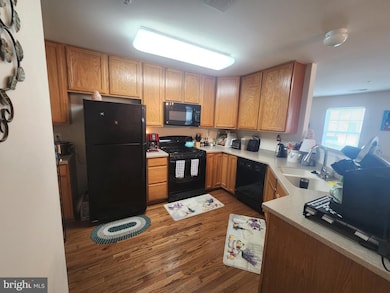 11140 Wortham Crest Cir unit 117, Manassas, VA 20109 - photo 4