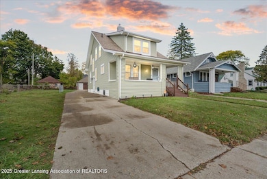 1812 S Genesee Dr, Lansing, MI 48915 - photo 4