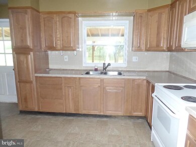 611 Houser Rd, Fayetteville, PA 17222 - photo 2