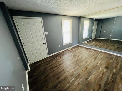 1808 N Spring St, Baltimore, MD 21213 - photo 5