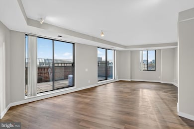 3 Washington Cir NW unit 905, Washington, DC 20037 - photo 3