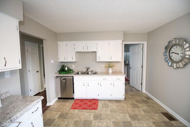 111 Dogwood Ct, Mount Washington, KY 40047 - photo 6