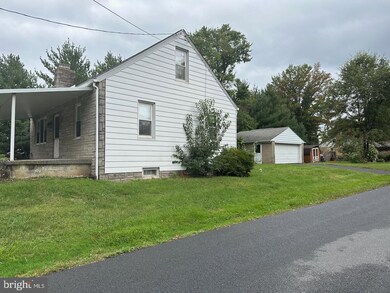 817 Bridge St, Spring City, PA 19475 - photo 7