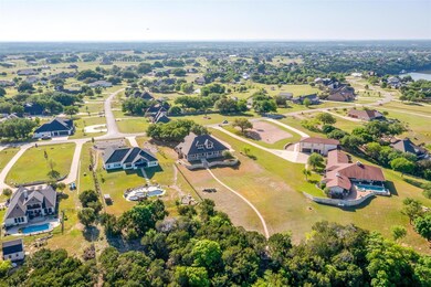 2112 Tree Top Ct, Granbury, TX 76049 - photo 5