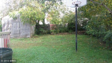 9312 Wyatt Dr, Lanham, MD 20706 - photo 2