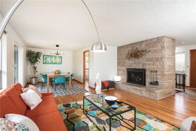 The open floor plan makes the space very flexible. 