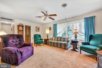 358 Forest Ln, Shoemakersville, PA 19555 - photo 3