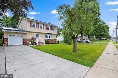 2028 S Olden Ave, Trenton, NJ 08610 - photo 3