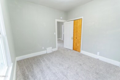 1010 4th, Mandan (7 of 19)