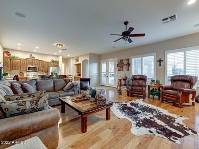 007_Family Room II