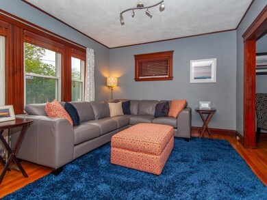 531 Baker St, West Roxbury, MA 02132 - photo 3
