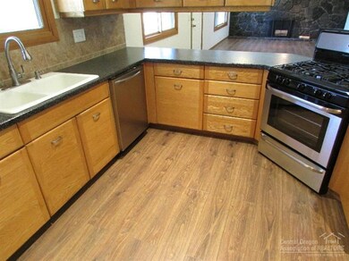 22815 Longhorn Ct, Bend, OR 97701 - photo 7