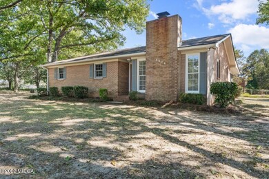 5976 Meadows Dr-01469