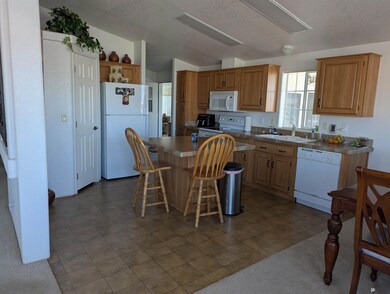 13861 E 50th Dr, Yuma, AZ 85367 - photo 5