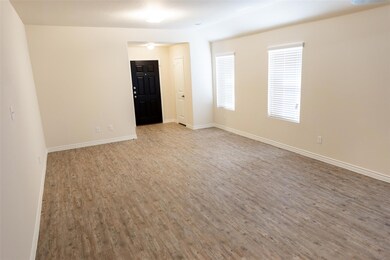 1412 Starling Ln, Ennis, TX 75119 - photo 4