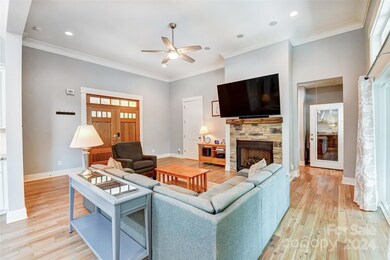 444 Evergreen Rd, Clover, SC 29710 - photo 5