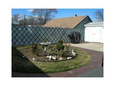 31 Berkley St, Cranston, RI 02910 - photo 2