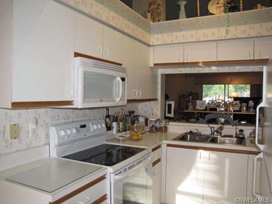 105 Wading Bird Cir unit 203, Naples, FL 34110 - photo 3