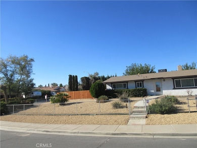 17040 Crestview Dr, Victorville, CA 92395 - photo 3