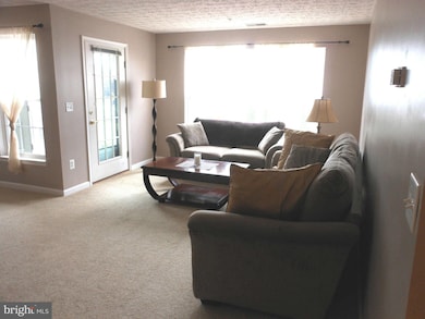 18 Brook Farm Ct unit H, Perry Hall, MD 21128 - photo 3