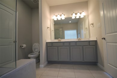 Master Bathroom1