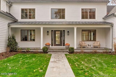 77 Stanton Rd, Darien, CT 06820 - photo 2