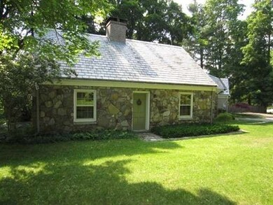 18 Plum Tree Rd, Amherst, MA 01002 - photo 4