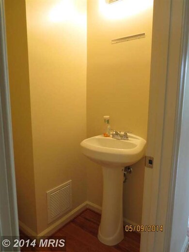 569 Garrett a Morgan Blvd, Hyattsville, MD 20785 - photo 4