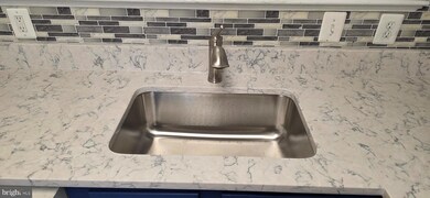 9381 Scarlet Oak Dr, Manassas, VA 20110 - photo 4