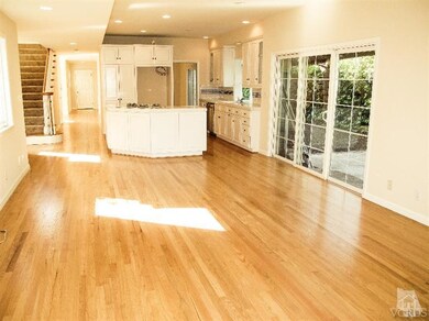 5083 Don Pio Dr, Woodland Hills, CA 91364 - photo 5