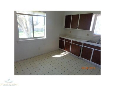 4608 Pleasant Grove Rd, Lansing, MI 48910 - photo 5