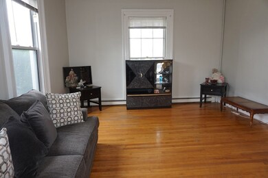 408 Crescent St unit 2, Waltham, MA 02453 - photo 4
