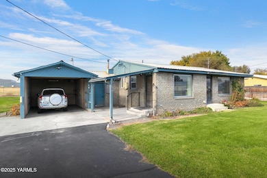 2608 S 16th Ave, Yakima, WA 98903 - photo 2