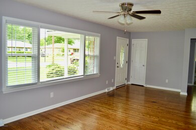 00521A60-353E-466F-9F53-14FA3D018C77_1_2