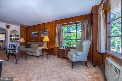 180 N Carol Blvd, Upper Darby, PA 19082 - photo 7