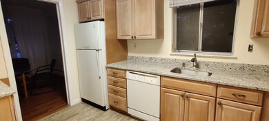 10 Hammond Pond Hwy unit 201, Newton, MA 02467 - photo 6