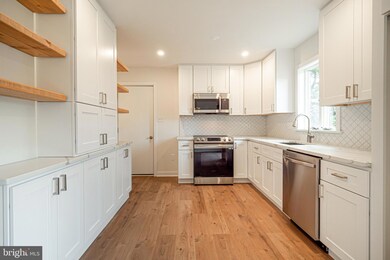 9 Steinmetz Rd, Schwenksville, PA 19473 - photo 3