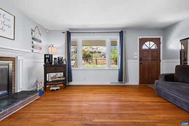 2226 Banbury St, Charlottesville, VA 22901 - photo 3