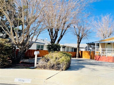 14144 Riviera Ct, Victorville, CA 92395 - photo 4