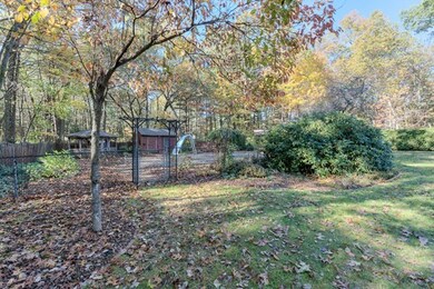 95 Oak Ln, Feeding Hills, MA 01030 - photo 3