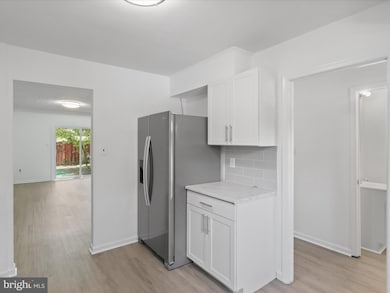 7505 Bosbury Ct, Manassas, VA 20111 - photo 7