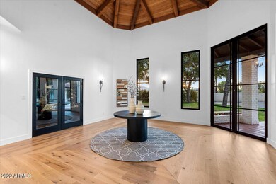 005-Foyer