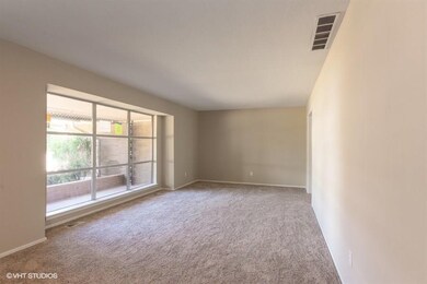 5916 N Sterling Dr, Oklahoma City, OK 73122 - photo 3