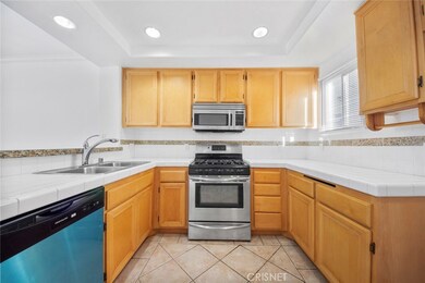 5220 Premiere Hills Cir unit 220, Woodland Hills, CA 91364 - photo 6