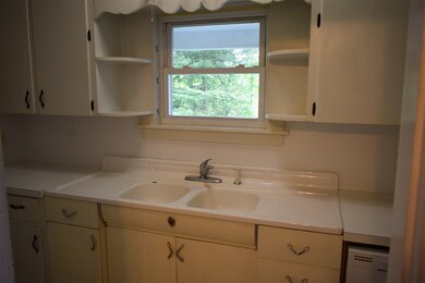 17 Richardson St, Lancaster, NH 03584 - photo 7