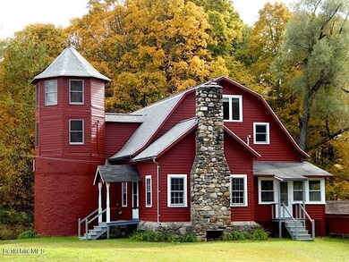 179 Division St, Great Barrington, MA 01230 - photo 4